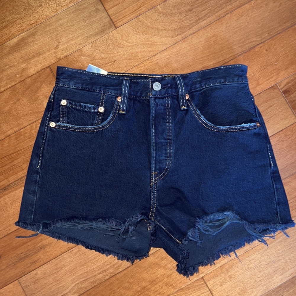 Levi’s 501 Shorts - Size 27